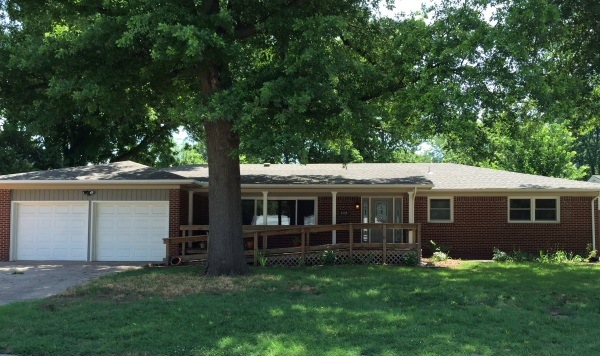 Beautifully remodeled home with great wheelchair a