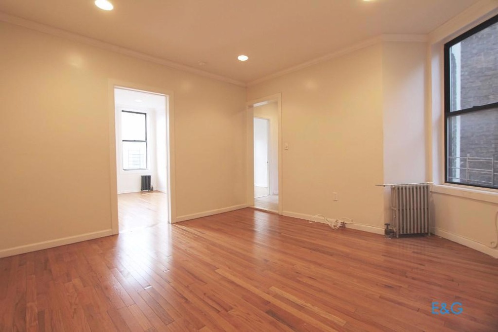 1526 Saint Nicholas Ave unit 32, New York, NY 10033 - photo 1