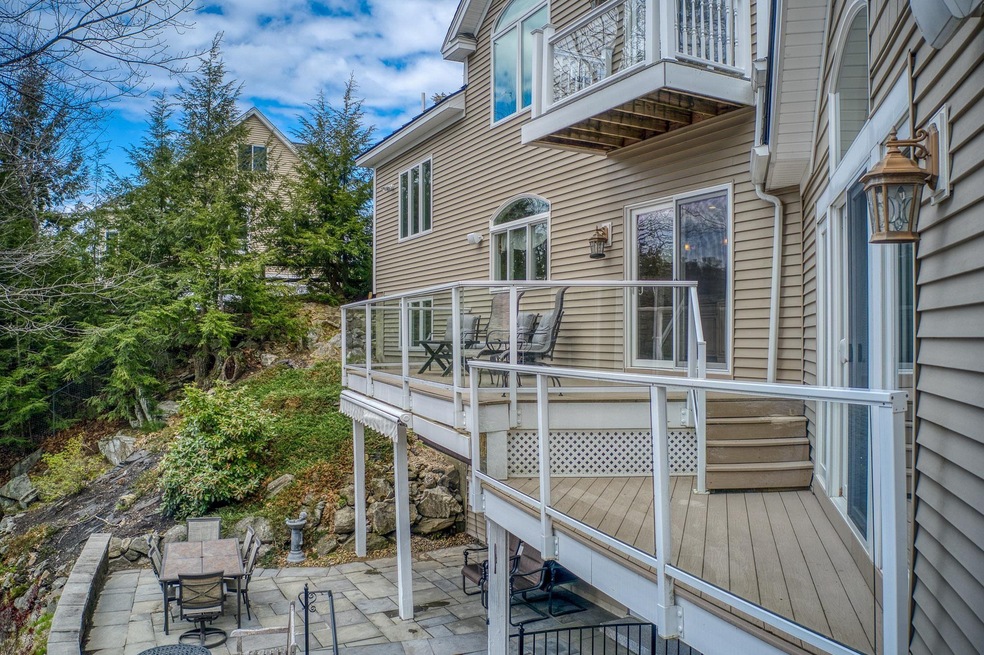 40 Hemlock Shore Dr, Atkinson, NH 03811 - photo 1