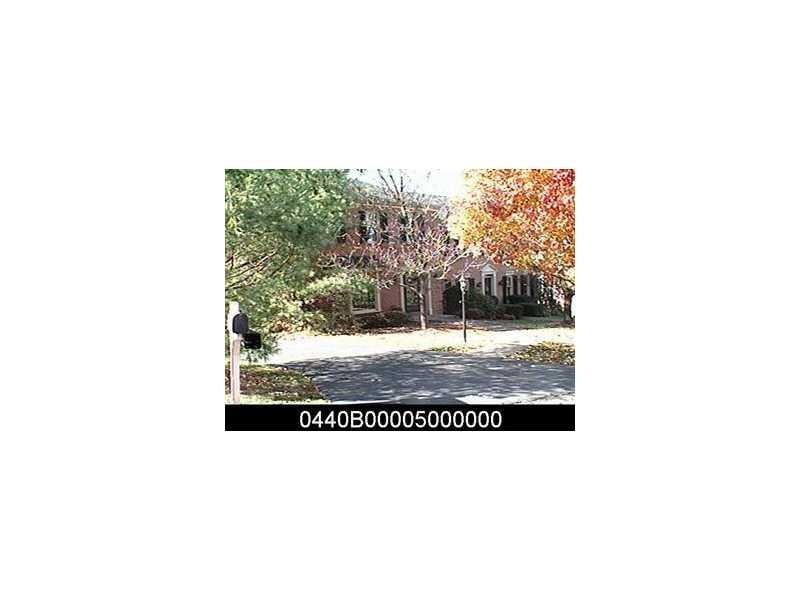 Exterior Front. Terrific country setting