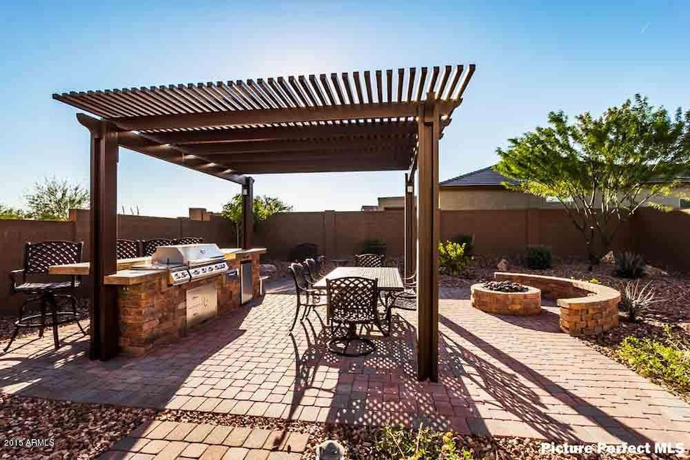 B-Y-Outdoor-Kitchen-Pergola