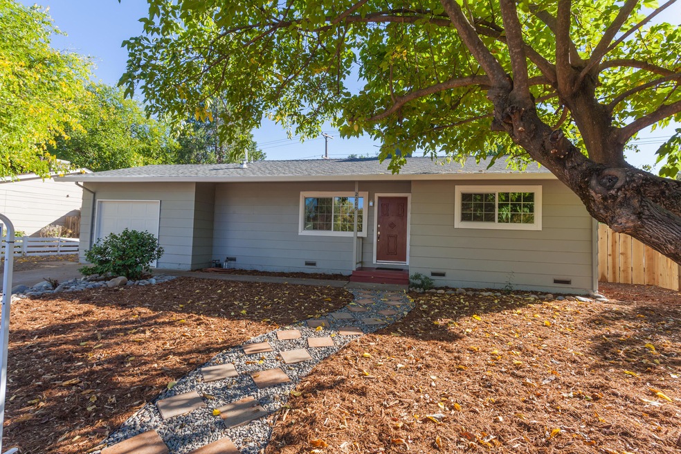 2269NebulaSt-MLS-29