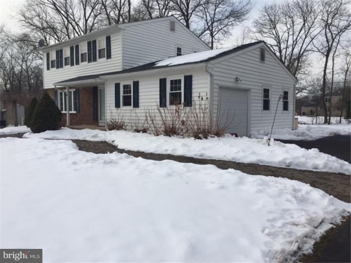 2740 Valley Woods Rd, Hatfield, PA 19440 - photo 1