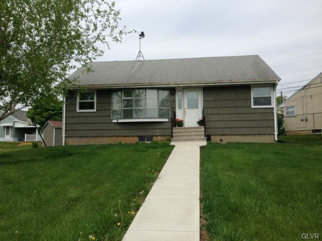 1620 Kaywin Ave, Bethlehem, PA 18018 - photo 1