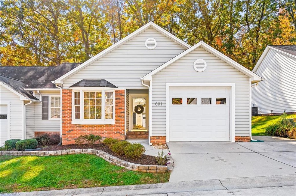 350 Stowe Ave unit 601, Asheboro, NC 27203 - photo 1