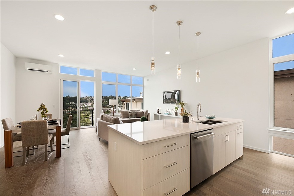 2614 14th Ave W, Seattle, WA 98119 - photo 1