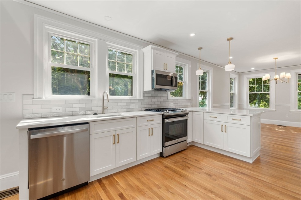 1593 Centre St unit 1, Newton Highlands, MA 02461 - photo 1