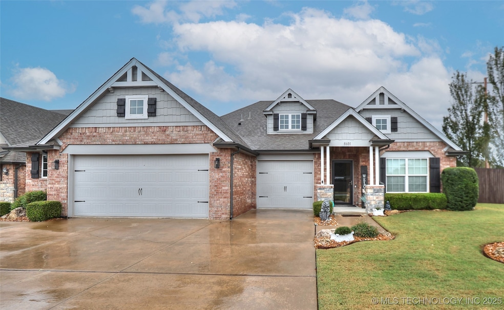 8601 N 157th East Ave, Owasso, OK 74055 - photo 1