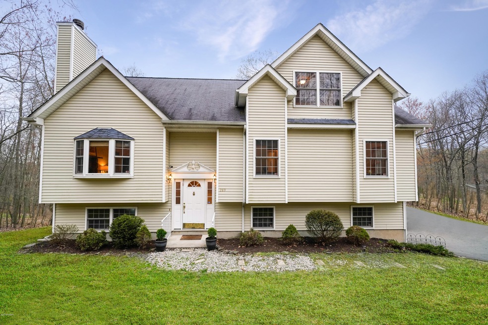 289 Water Forest Dr, Dingmans Ferry, PA 18328 - photo 1