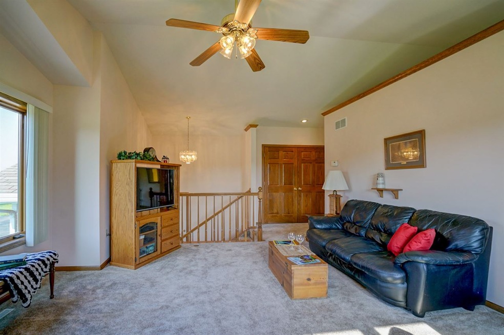 N9415 County Road D unit 8, Belleville, WI 53508 - photo 1