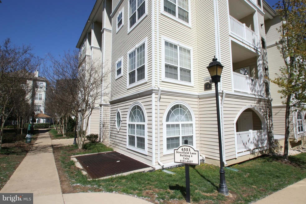 4551 Strutfield Ln unit 4203, Alexandria, VA 22311 - photo 1