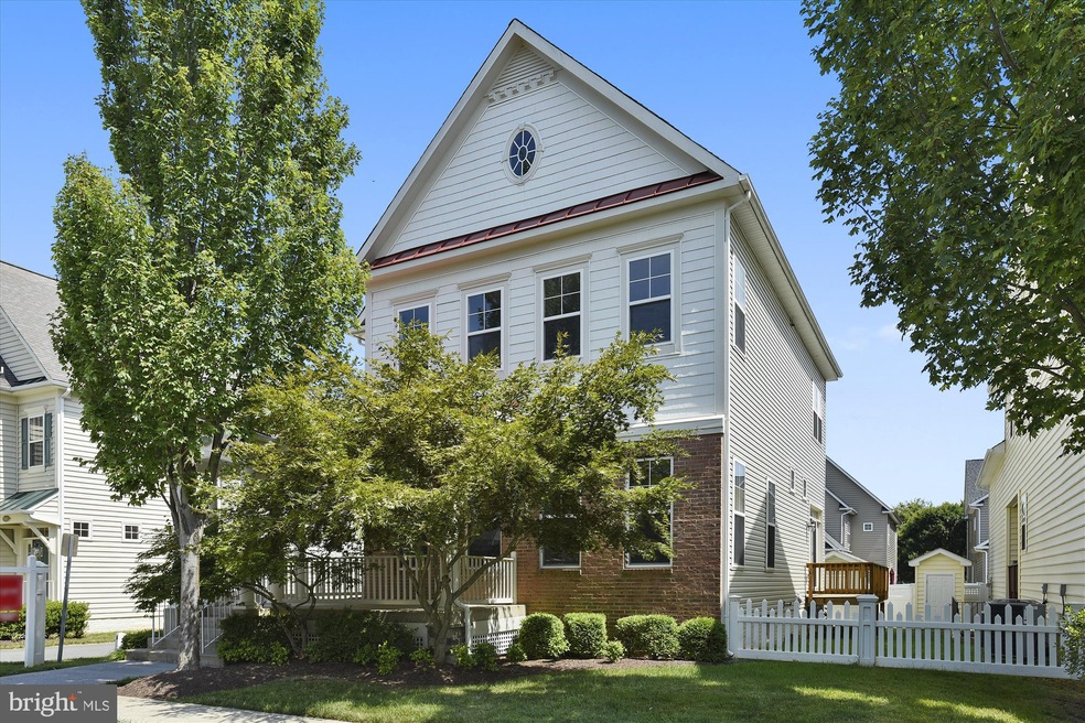 17455 Lethridge Cir, Round Hill, VA 20141 - photo 1