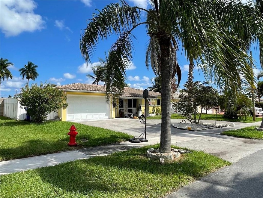 350 SE 5th Terrace, Pompano Beach, FL 33060 - photo 1