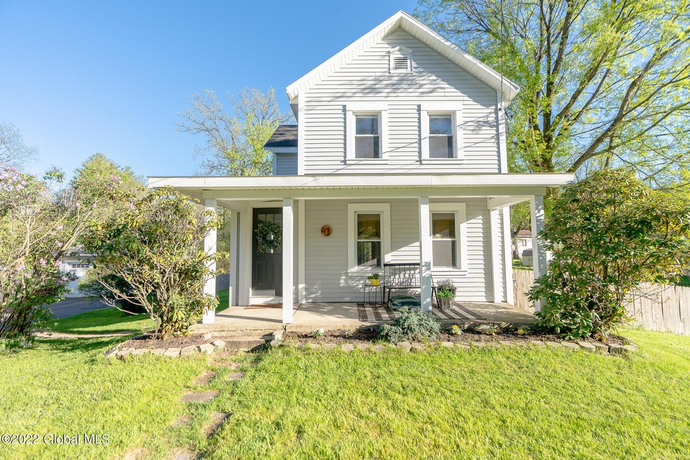 43 Mccormack Rd, Slingerlands, NY 12159 - photo 1