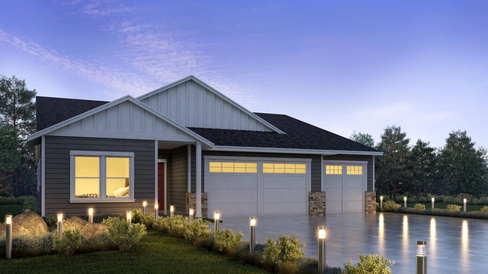 4924 SW Zenith Ave, Redmond, OR 97756 - photo 1