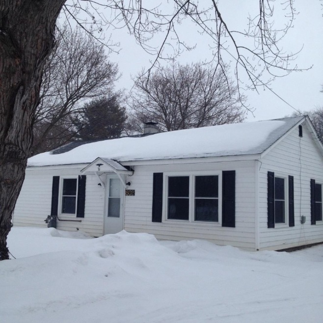 1502 Sunnyfield Rd, Sturgis, MI 49091 - photo 1