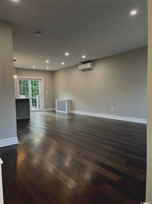 45-26 Newtown Rd, Long Island City, NY 11103 - photo 1