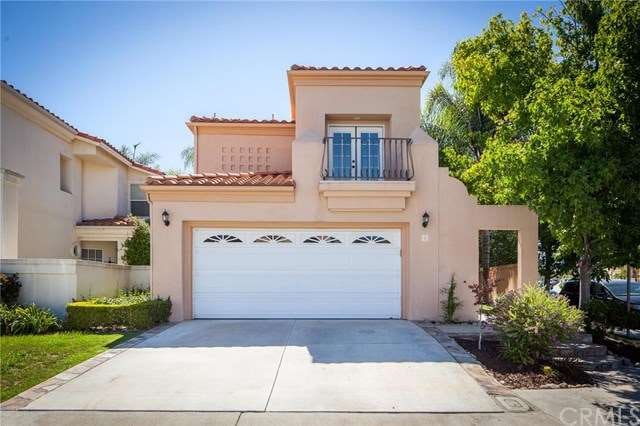 Very private, quiet corner lot on a cul de sac! 