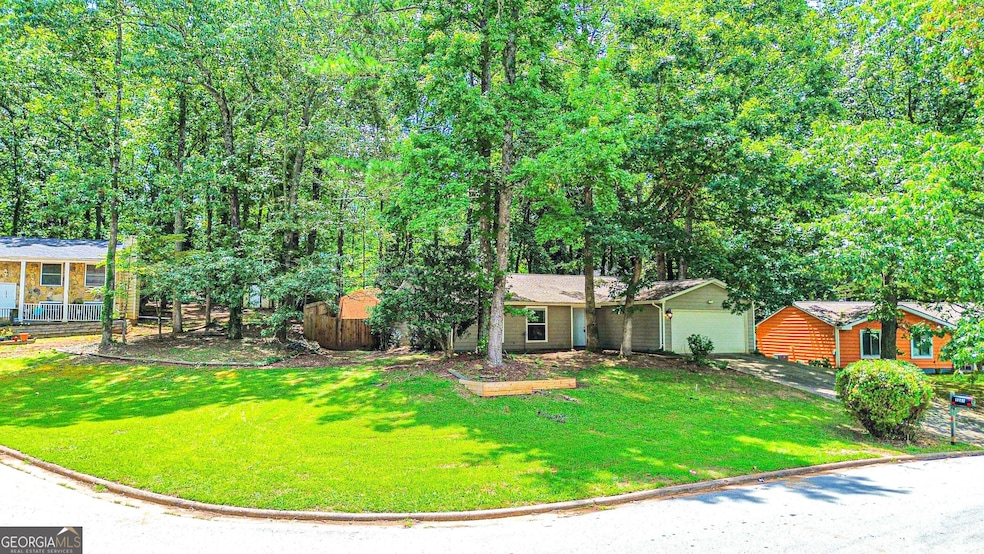 5285 Martins Crossing Rd, Stone Mountain, GA 30088 - photo 1