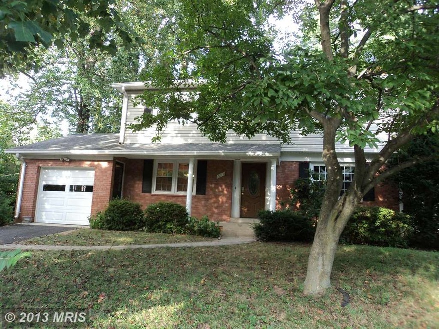 2217 Great Falls St, Falls Church, VA 22046 - photo 1