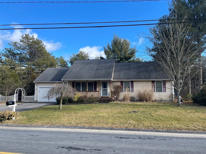 285 Charge Pond Rd, Wareham, MA 02571 - photo 1