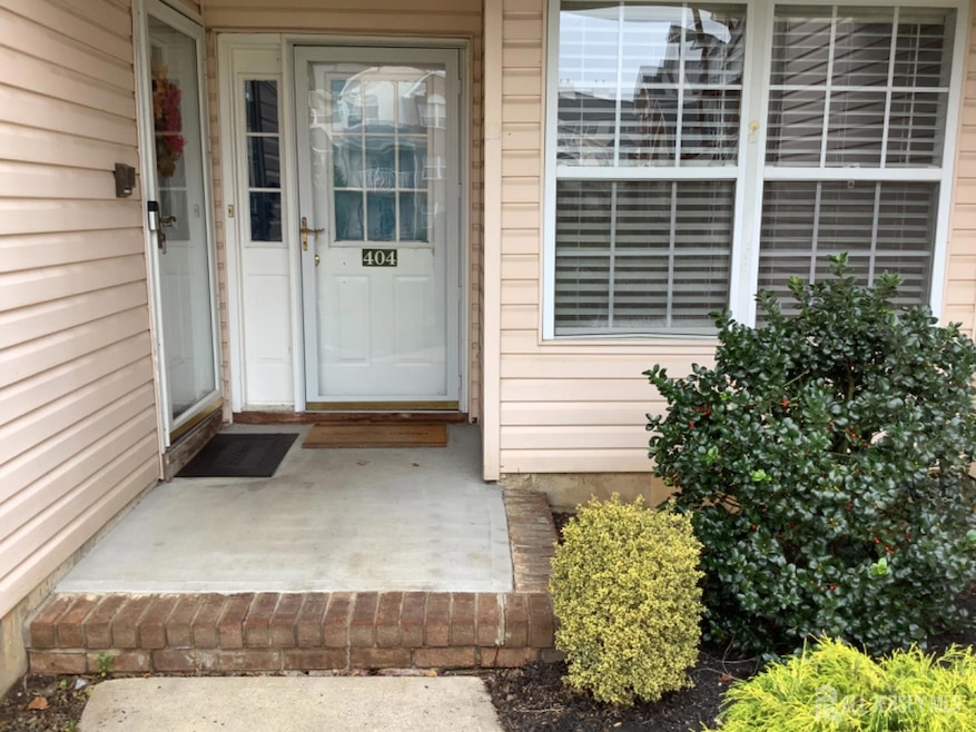 For Rent $2,400/month