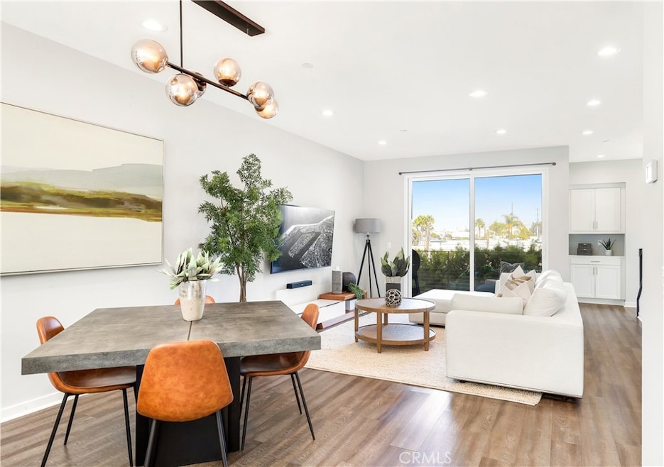 Sold $1,270,000 • Co-Listing Agent