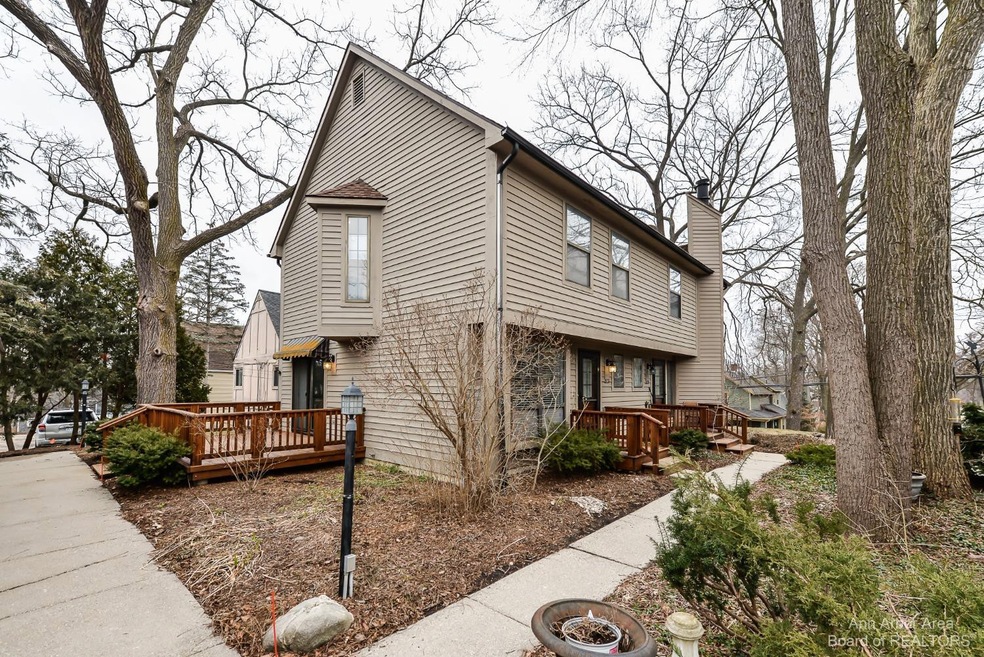 572 S 7th St, Ann Arbor, MI 48103 - photo 1