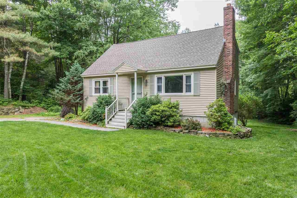 19 Judy Dr, Londonderry, NH 03053 - photo 1