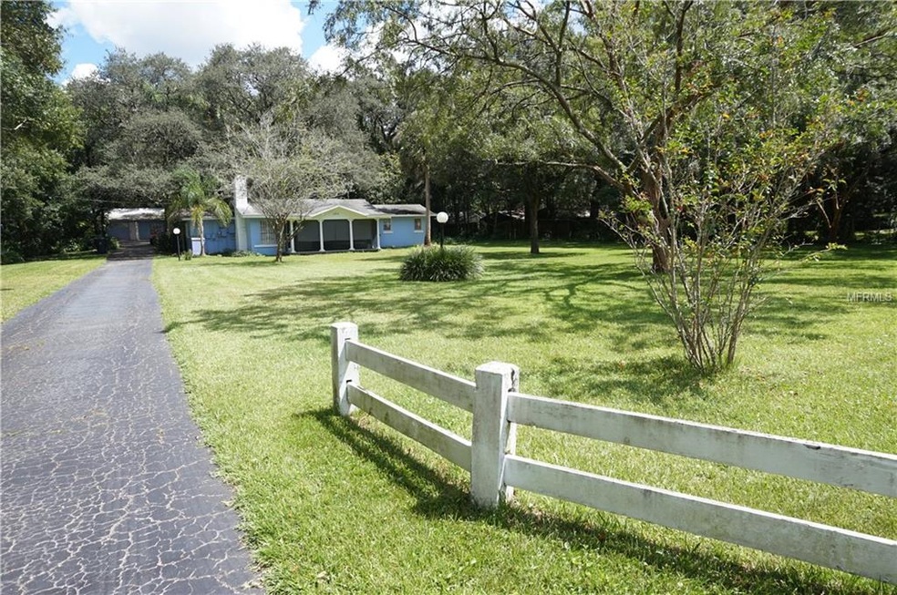 Large front yard and front of the main house