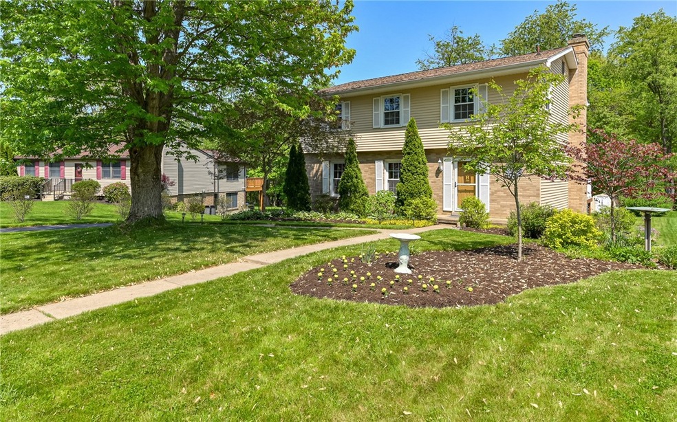 Welcome Home to 129 Chowning Ct.