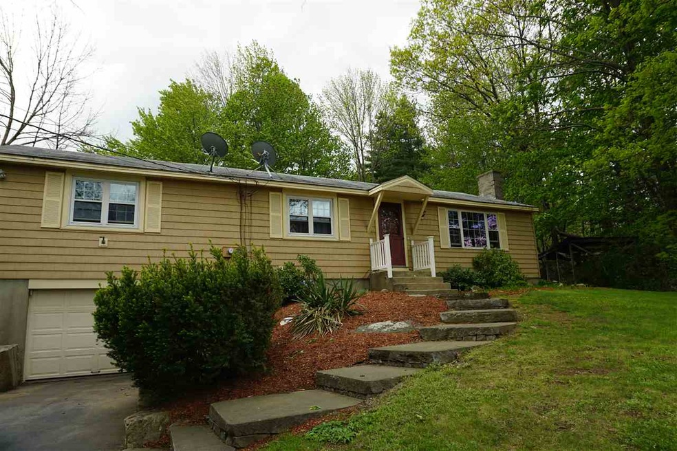 28 S Bow Rd, Hooksett, NH 03106 - photo 1