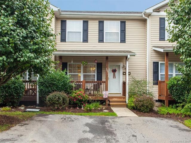 Welcome home to maintenance free living!