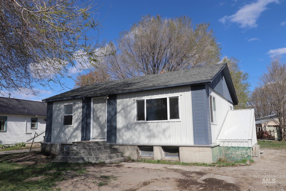 1051 Yale Ave, Burley, ID 83318 - photo 1