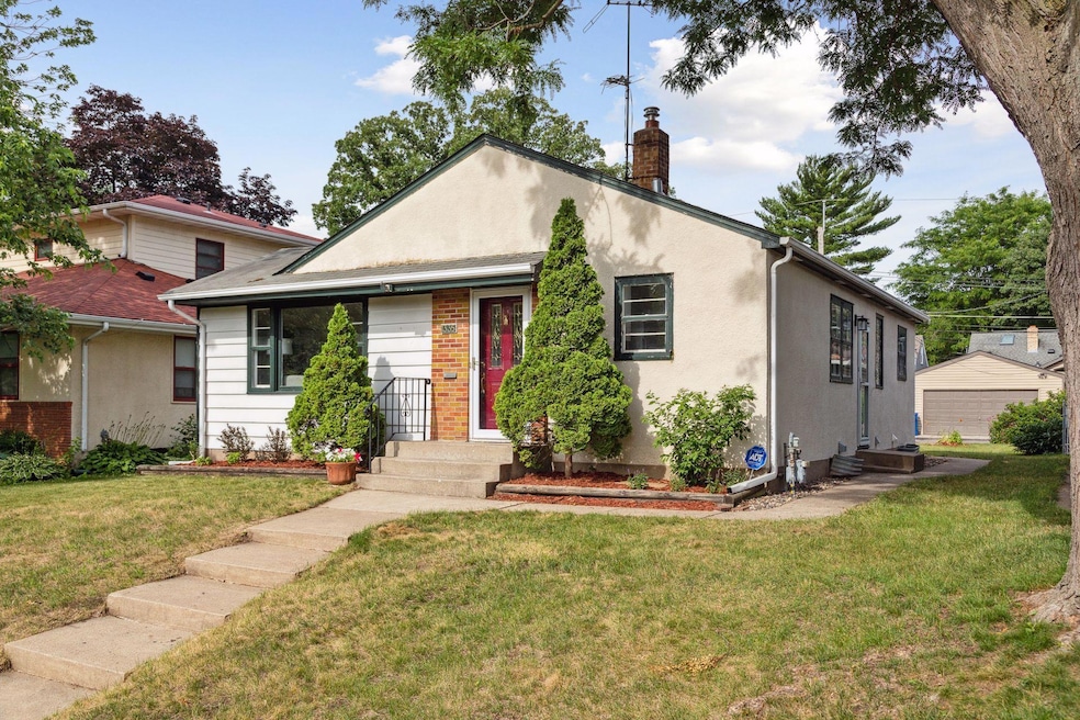 Sold $302,000 • Co-Listing Agent