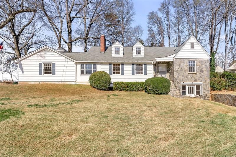 967 Longstreet Cir, Gainesville, GA 30501 - photo 1