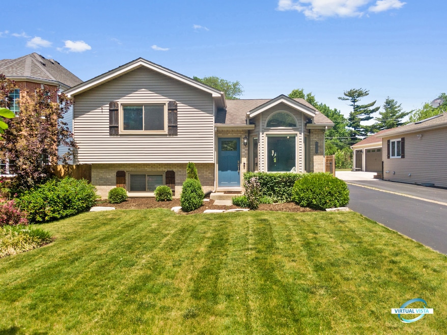 575 W Fay Ave, Elmhurst, IL 60126 - photo 1