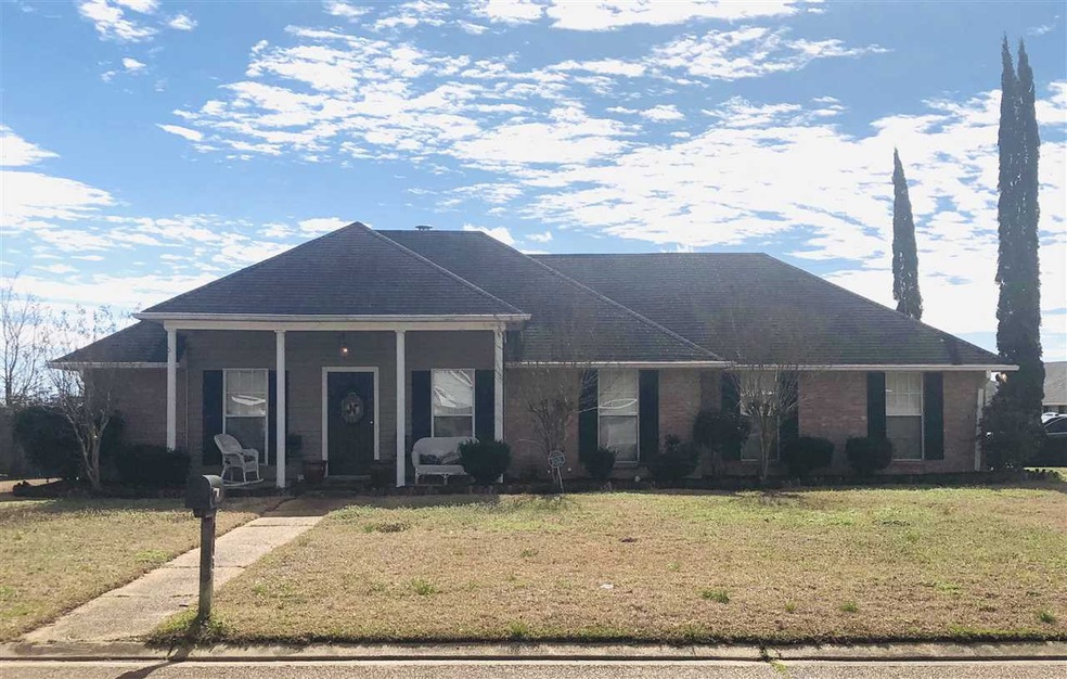 945 Bullrun Dr, Byram, MS 39272 - photo 1