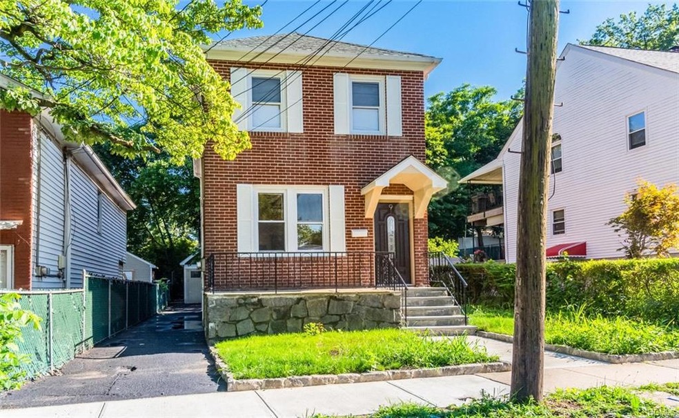 9 Vredenburgh Ave, Yonkers, NY 10704 - photo 1
