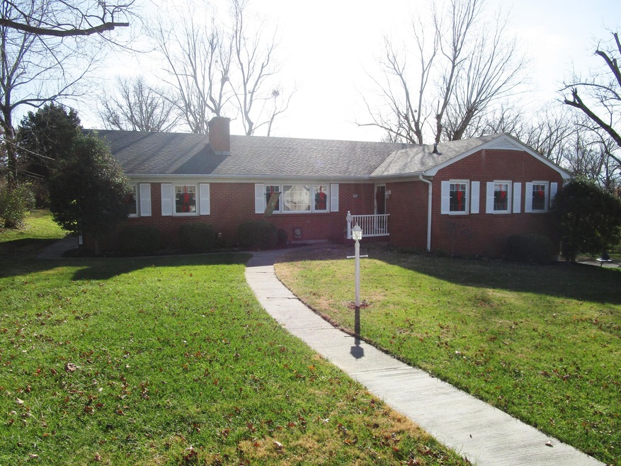 362 Bonta Dr, Harrodsburg, KY 40330 - photo 1