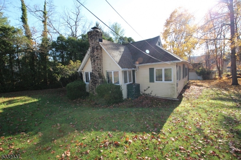 98 Reinman Rd, Warren, NJ 07059 - photo 1