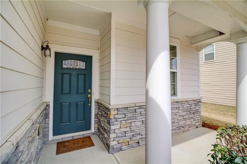 1123 Lanier Springs Dr, Buford, GA 30518 - photo 1