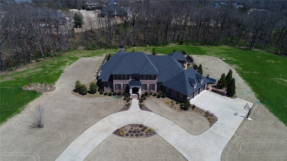 10836 Sagamore Ln, Bentonville, AR 72712 - photo 1