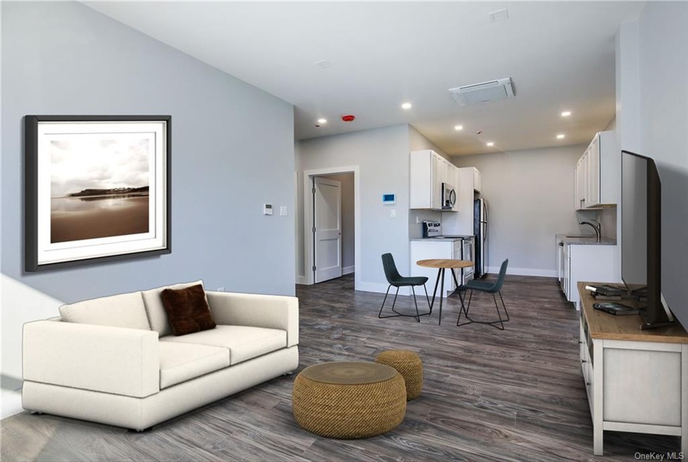 Beautiful Studio, 1 Bath with natural light, spaci