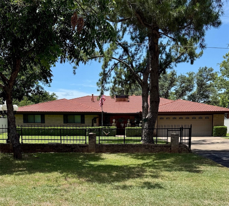 For Sale $749,999