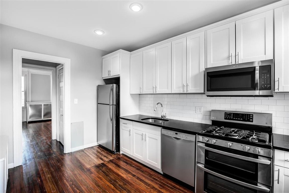 221 Shippen St unit 1, Weehawken, NJ 07086 - photo 1