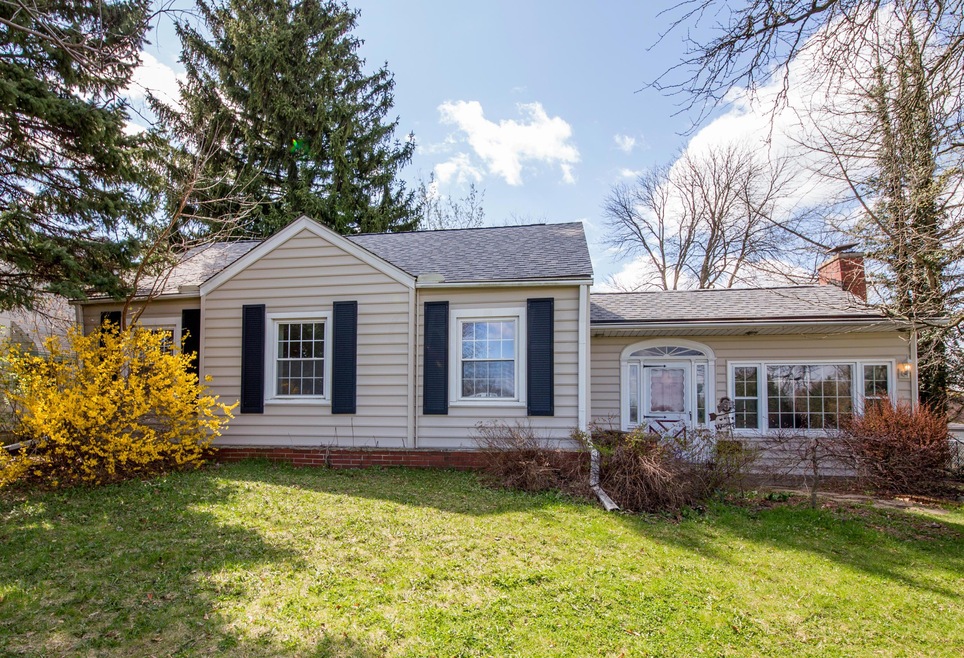 463 Morse Rd, Columbus, OH 43214 - photo 1