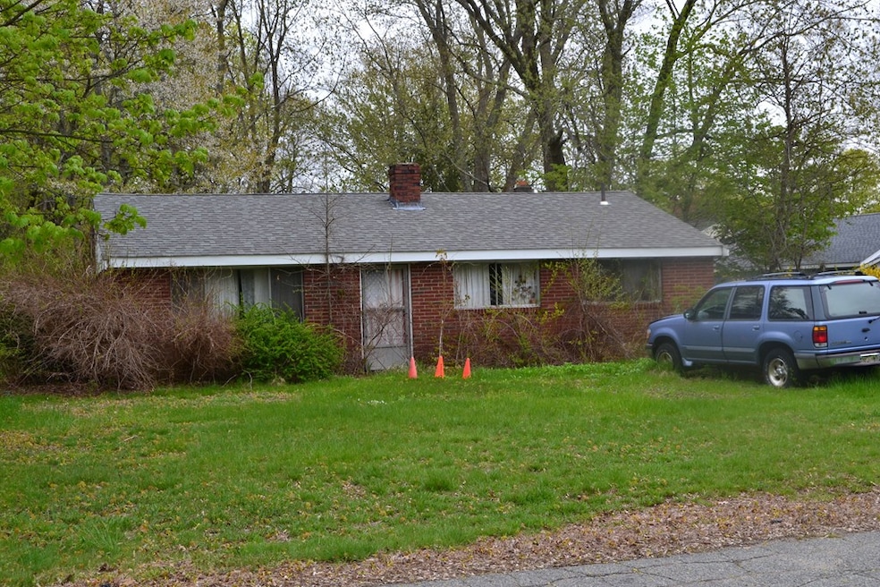 19 Holmes Tre, Whitman, MA 02382 - photo 1