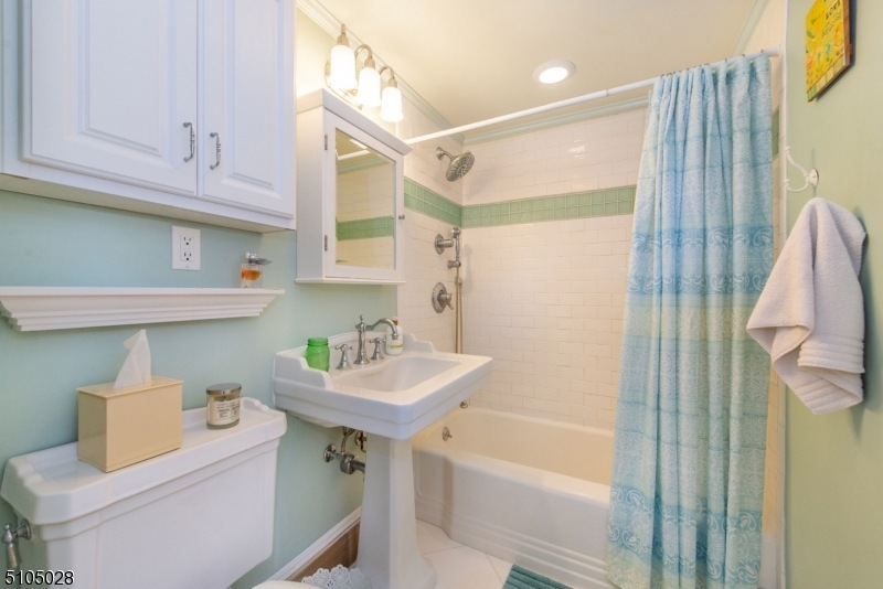 2 Foster Rd, Denville, NJ 07834 - photo 1