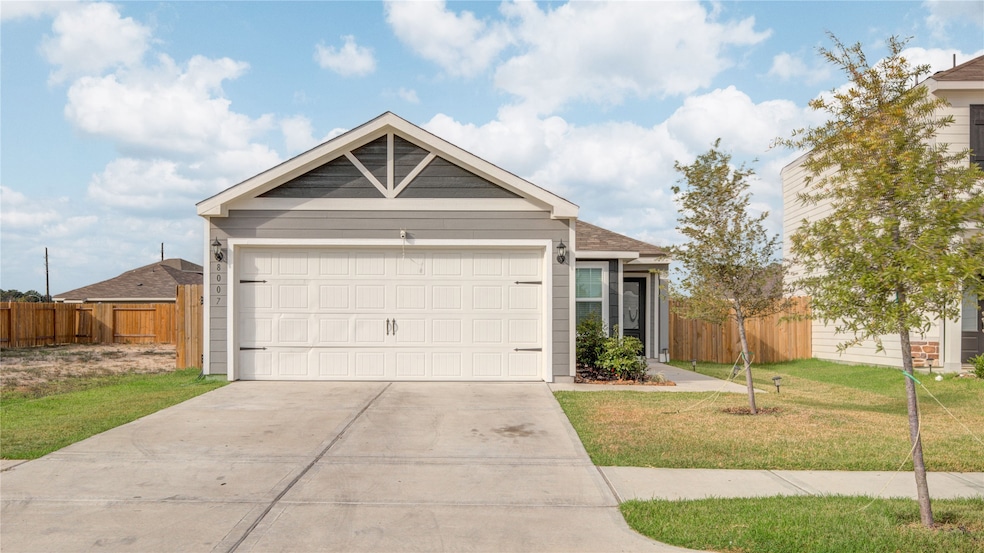 8007 Vanilla Orchid Dr, Houston, TX 77016 - photo 1